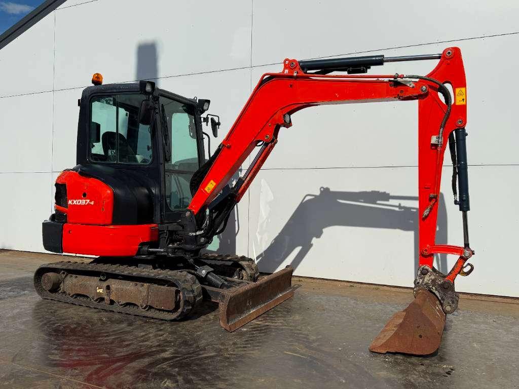 Kubota KX037-4 - Hammer Lines / Quick Coupler Photo 7