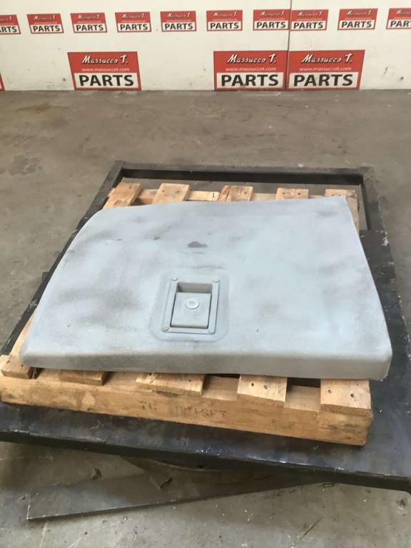 Sportello laterale pour Hitachi ZAXIS 135 US Photo 2