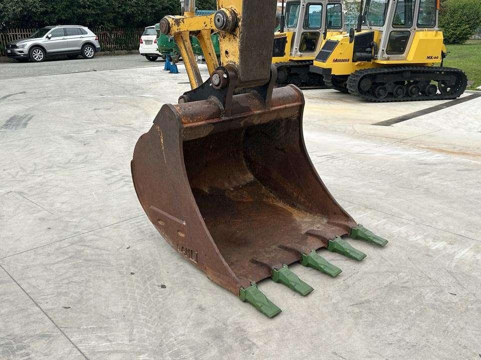 Komatsu PC180NLC-5K Photo 8
