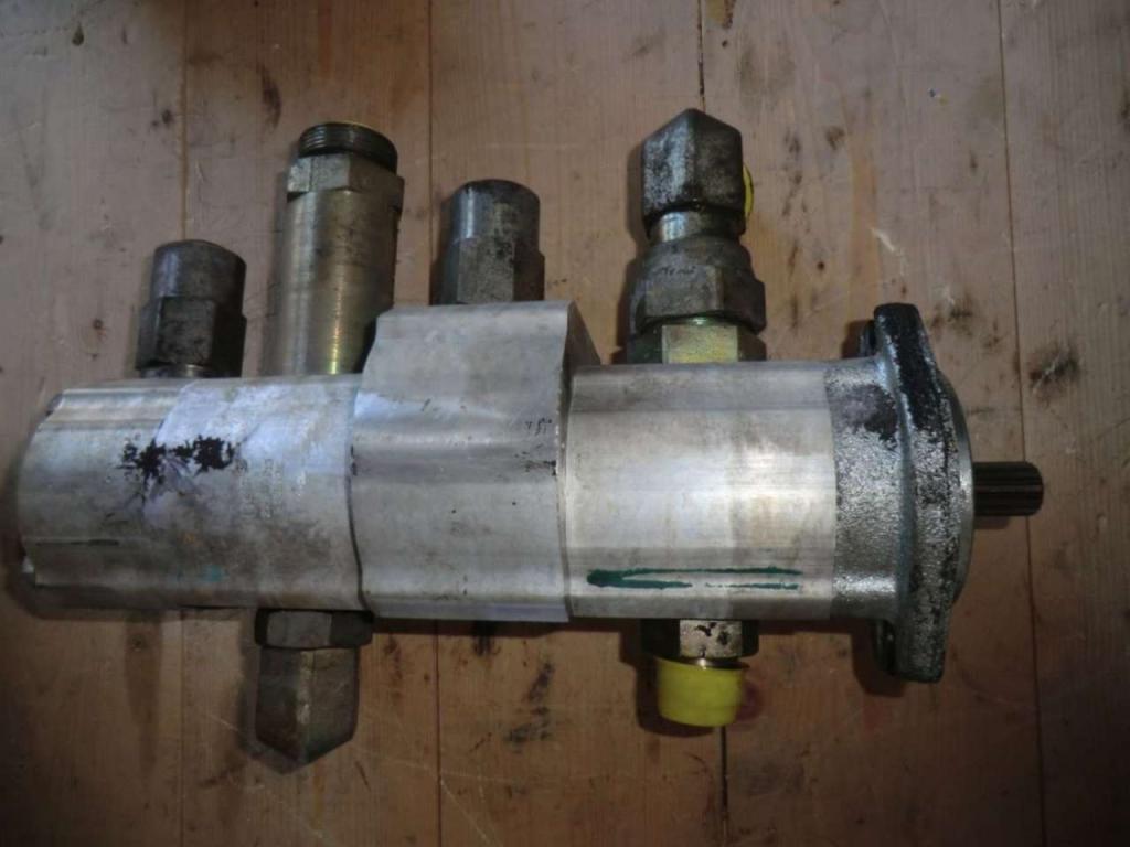 Pompe hydraulique pour Caterpillar 988H Photo 2