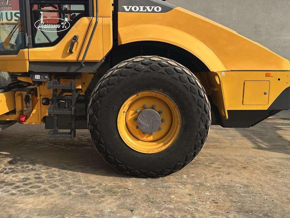 Volvo SD160B Photo 11