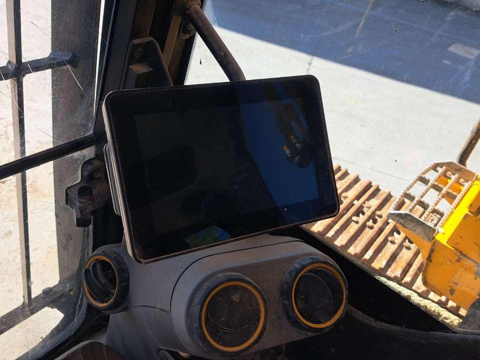 JCB 220XLC Photo 13