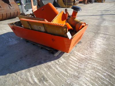 Capot et panneau de carrosserie pour Fiat Hitachi FH300 en vente par OLM 90 Srl