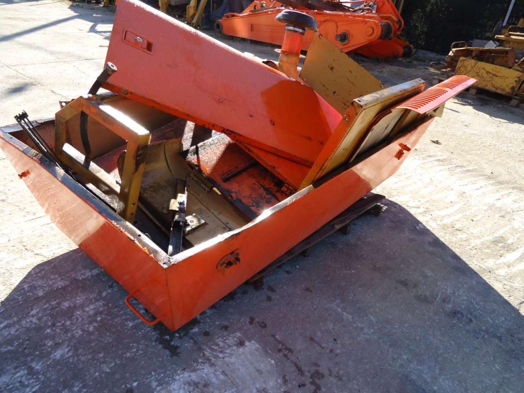 Capot et panneau de carrosserie pour Fiat Hitachi FH300 Photo 3