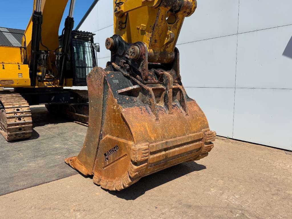 Caterpillar 390F - German Machine / Camera / Quick Coupler Photo 19