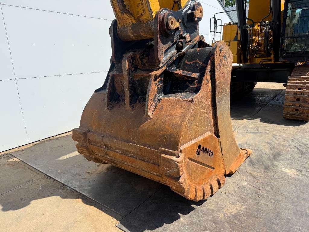 Caterpillar 390F - German Machine / Camera / Quick Coupler Photo 20