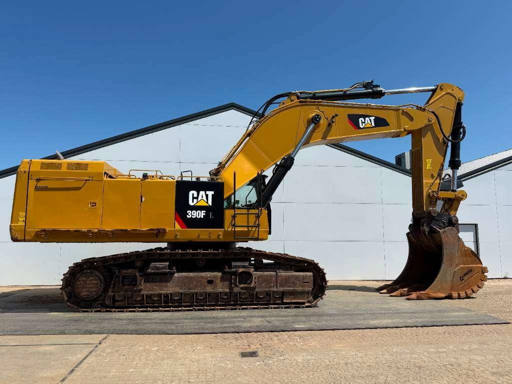 Caterpillar 390F - German Machine / Camera / Quick Coupler Photo 6