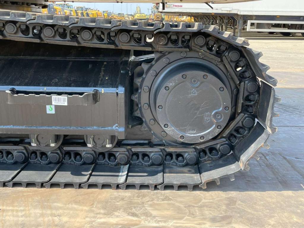 Caterpillar 323D3 Photo 12