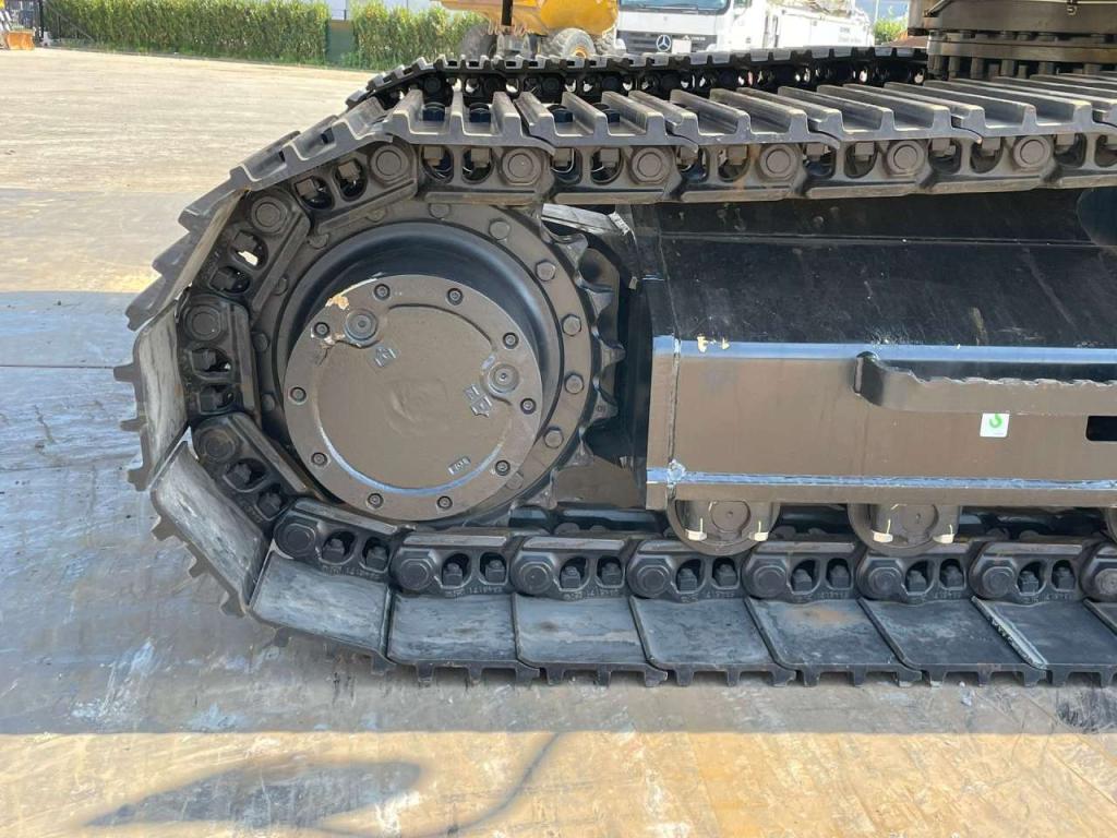 Caterpillar 323D3 Photo 15