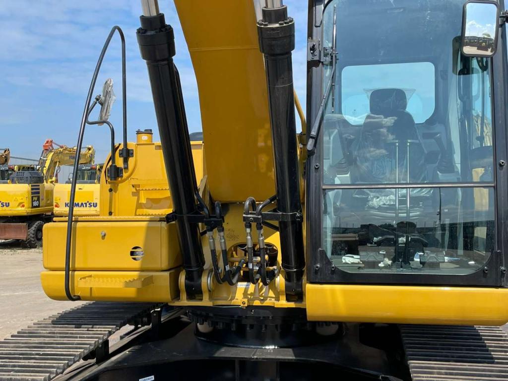 Caterpillar 323D3 Photo 9