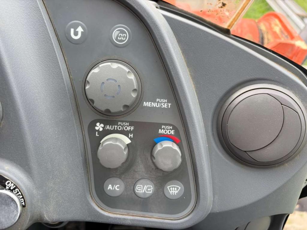 Hitachi ZW310-6 Photo 23