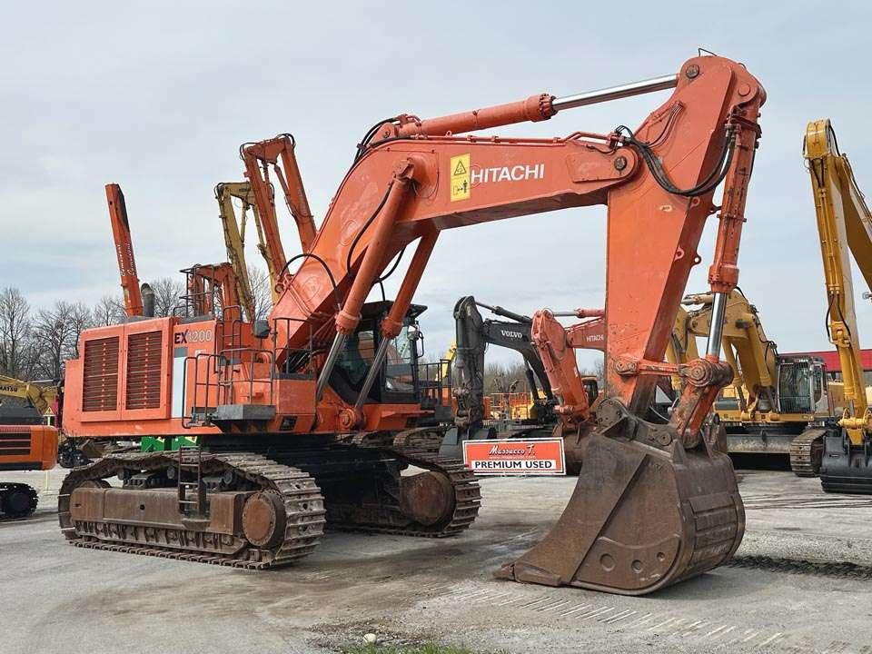 Hitachi EX1200-6 Photo 14