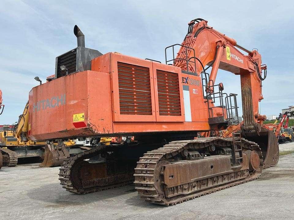Hitachi EX1200-6 Photo 17