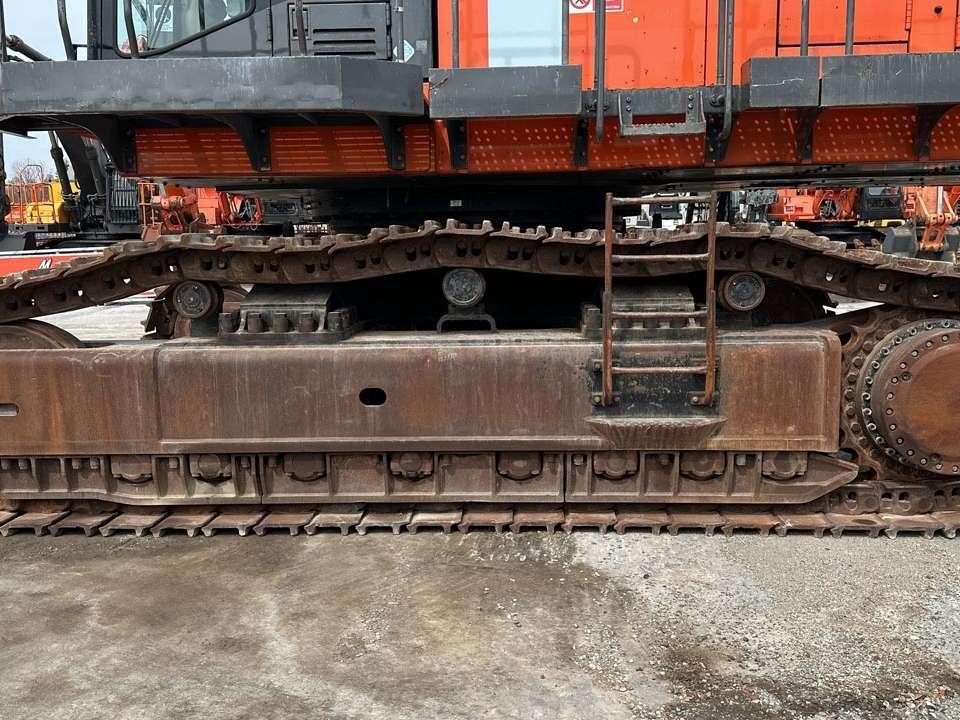 Hitachi EX1200-6 Photo 4