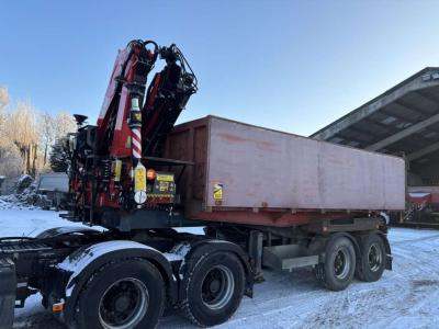 Langendorf KIPPER - FASSI F235A NEW en vente par Braem NV