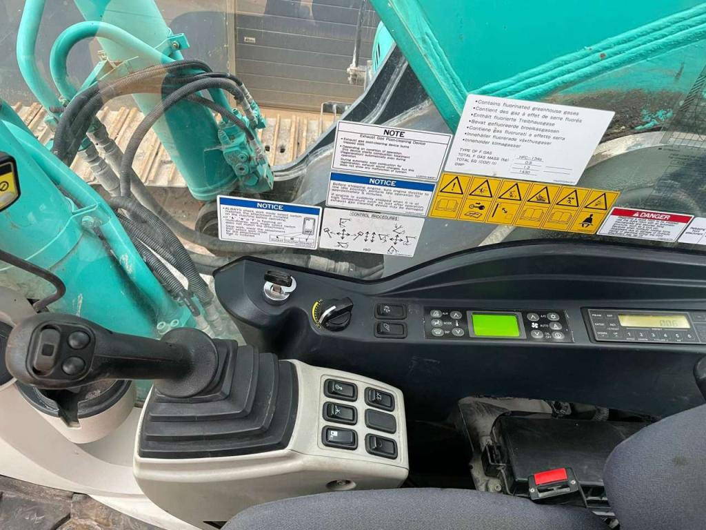 Kobelco SK350LC-10 Photo 24