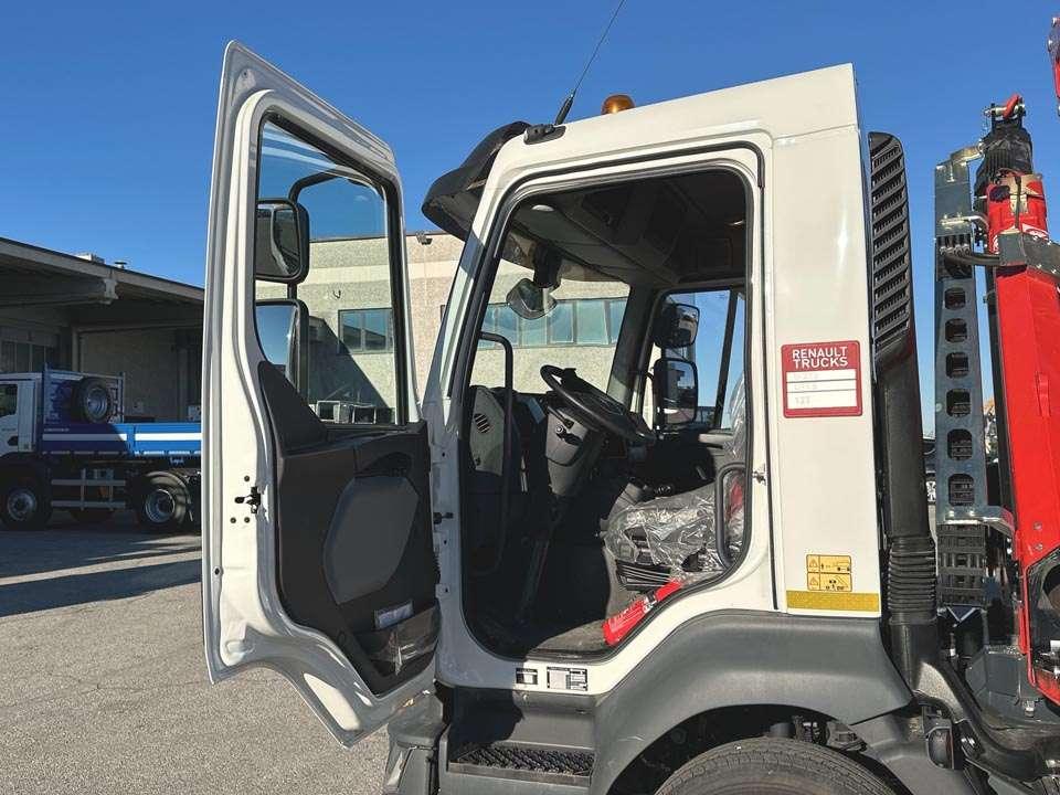 Renault D210 4x2 Photo 17