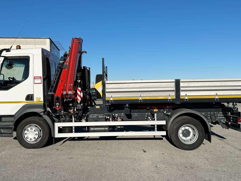 Renault D210 4x2 Photo 2