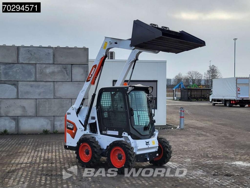 Bobcat S510 A/C - Cabin Photo 7
