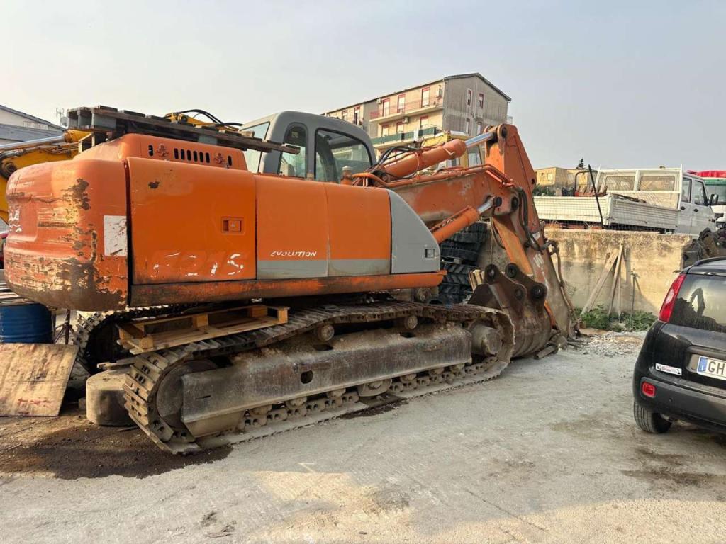 Fiat Kobelco E215 Photo 1