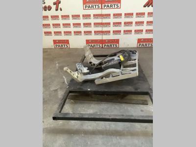 Supporto serbatoio pour Volvo FH16 550 6x4 en vente par Massucco T. Srl Area Ricambi