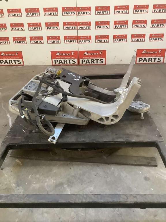 Supporto serbatoio pour Volvo FH16 550 6x4 Photo 3