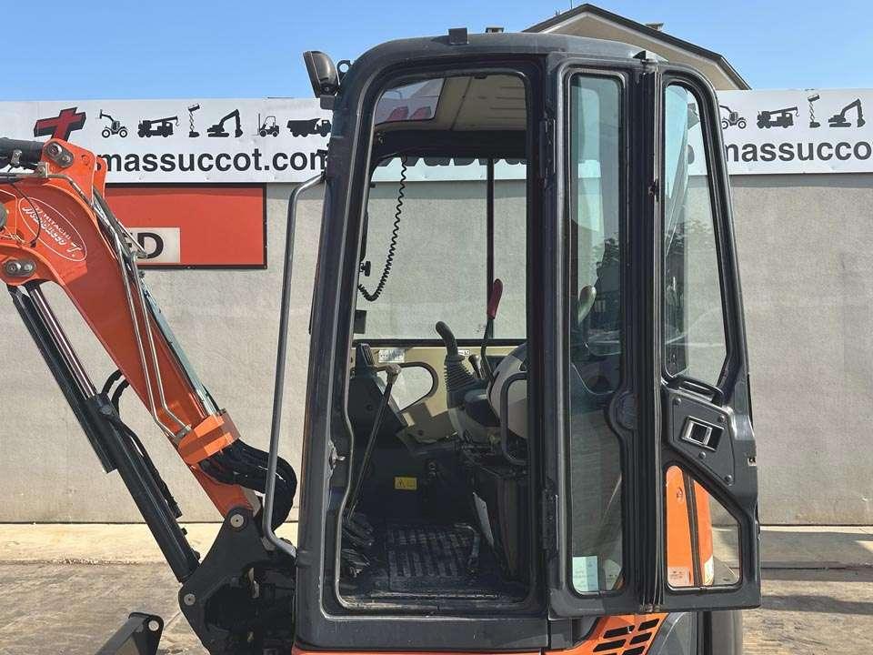 Hitachi ZX29U-3 CLR Photo 13