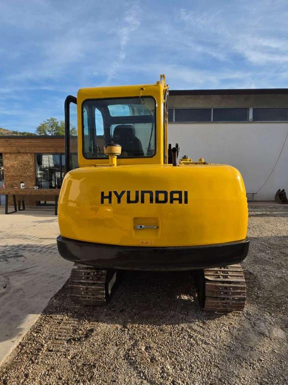 Hyundai Robex 55 Photo 1