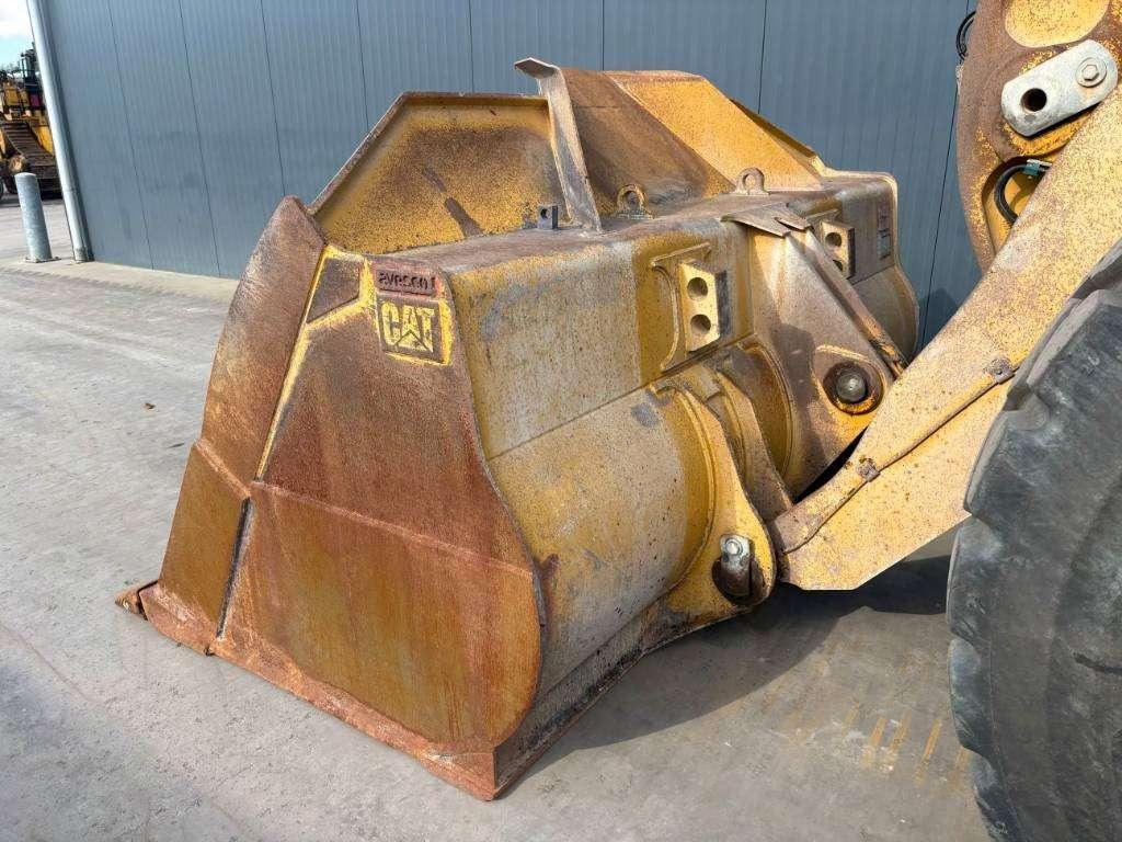 Caterpillar 966K Photo 14