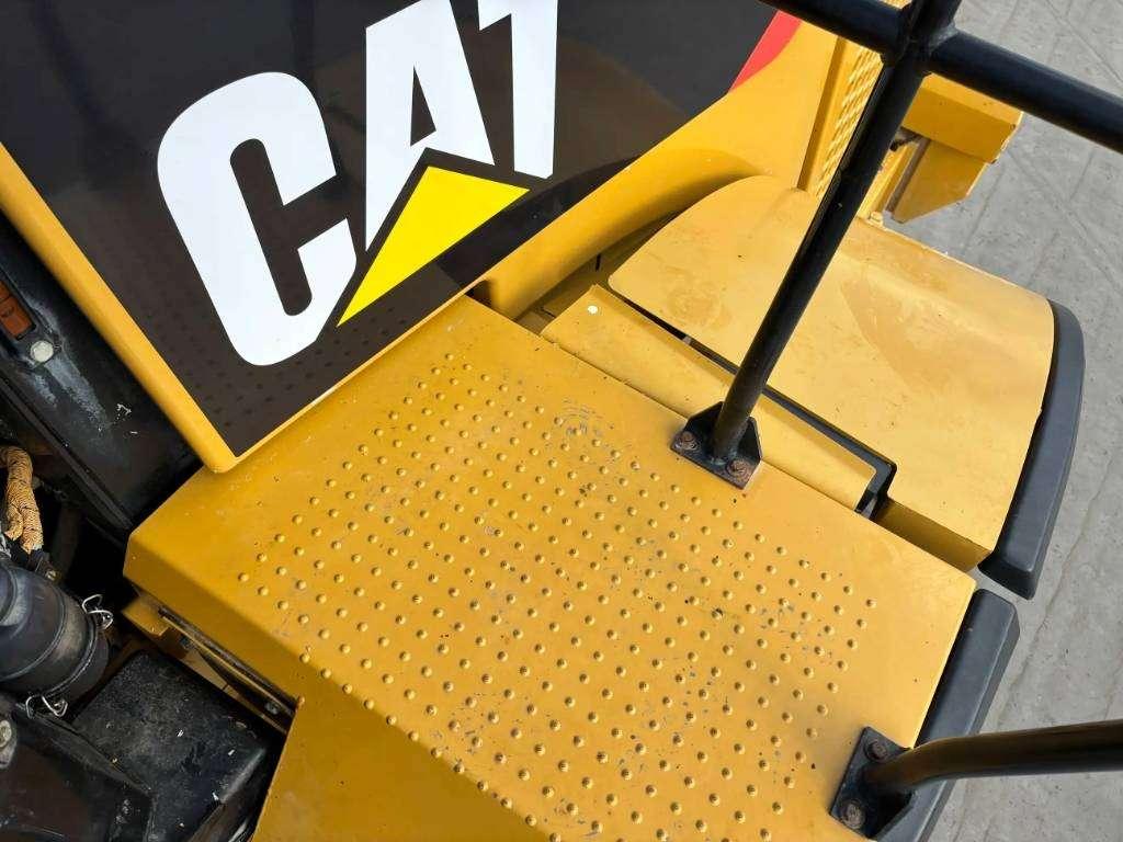 Caterpillar 966K Photo 27