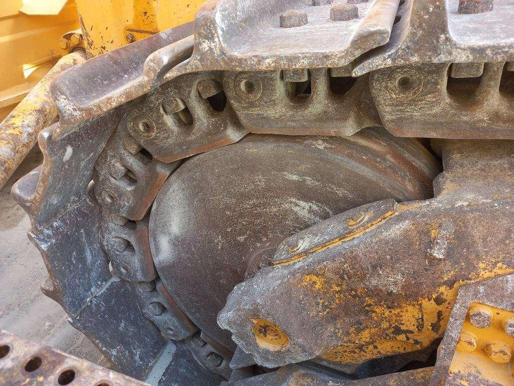 Komatsu D275A-5R (Abu Dhabi) Photo 8