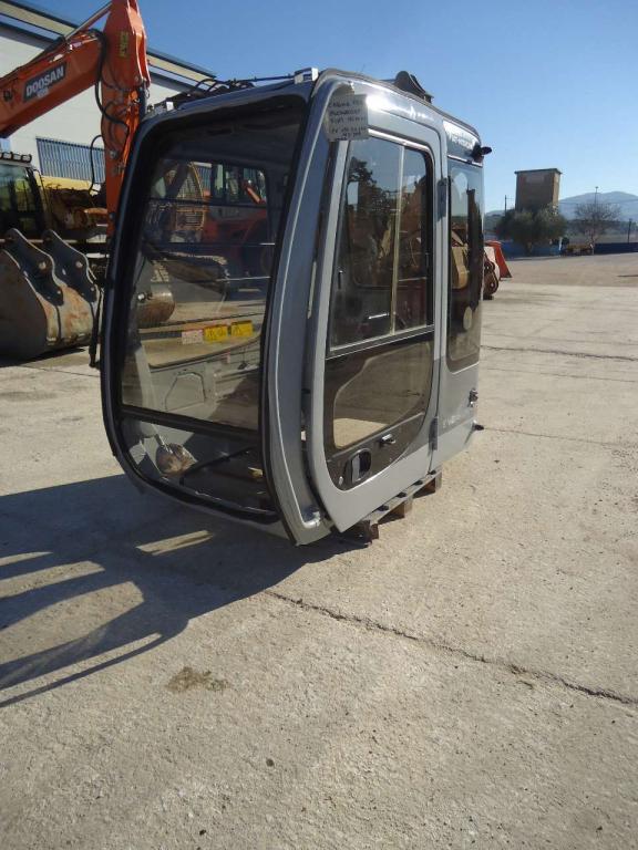 Cabine pour Fiat Hitachi EX135-215-235-165-355 Photo 2