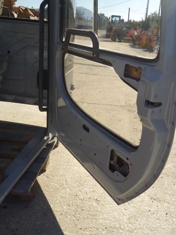 Cabine pour Fiat Hitachi EX135-215-235-165-355 Photo 5
