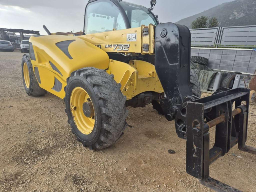 New Holland LM732 Photo 5