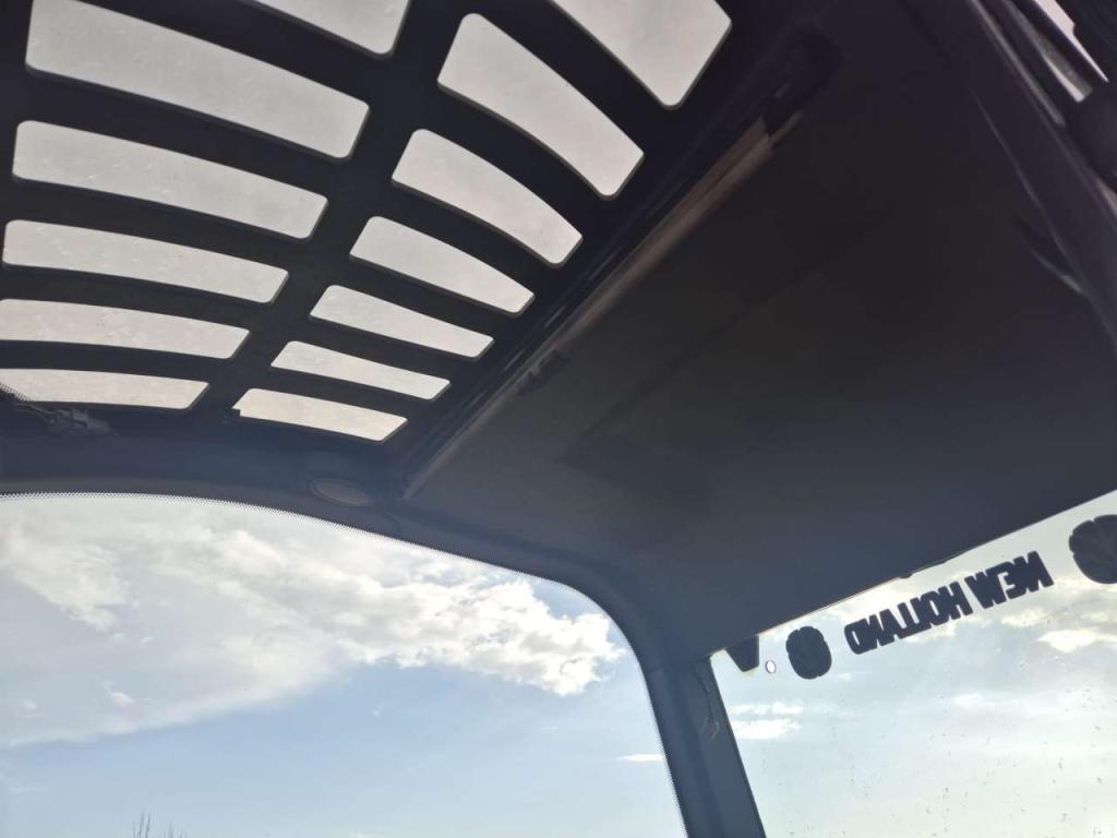 New Holland LM732 Photo 7