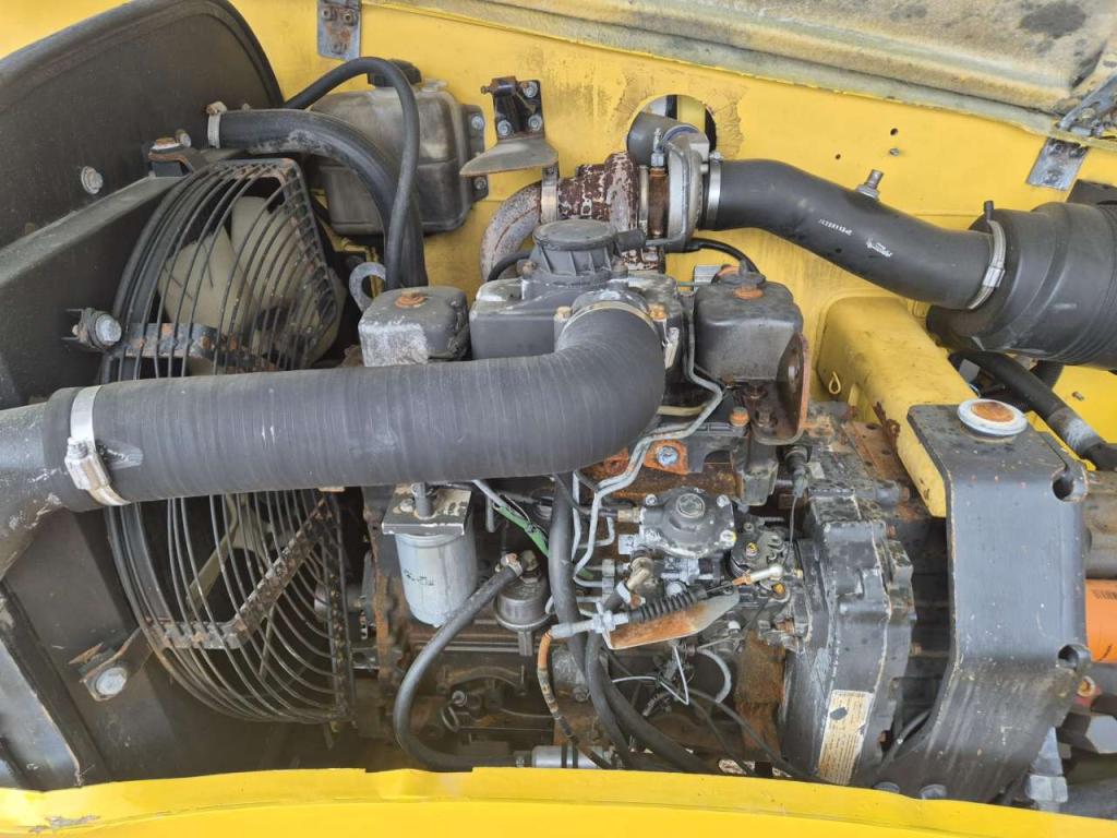 New Holland LM732 Photo 8