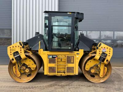 Caterpillar CD54B Photo 1