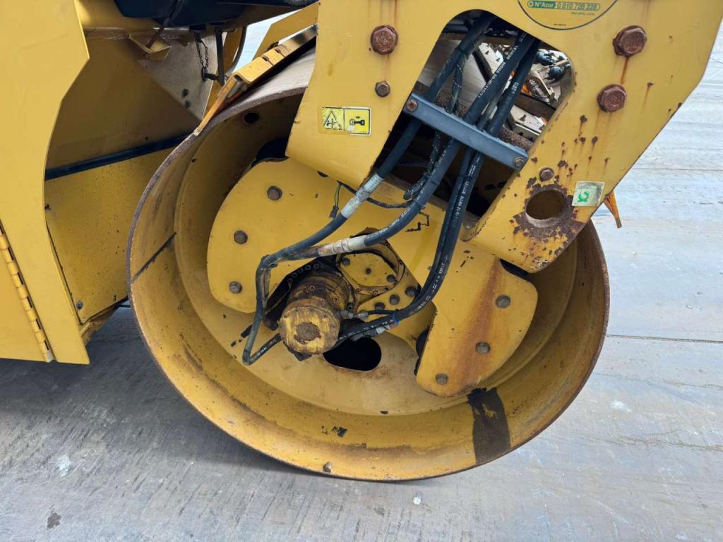 Caterpillar CD54B Photo 11