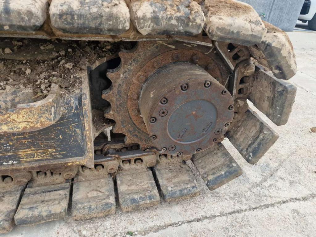 Komatsu PC138US-11 Photo 4