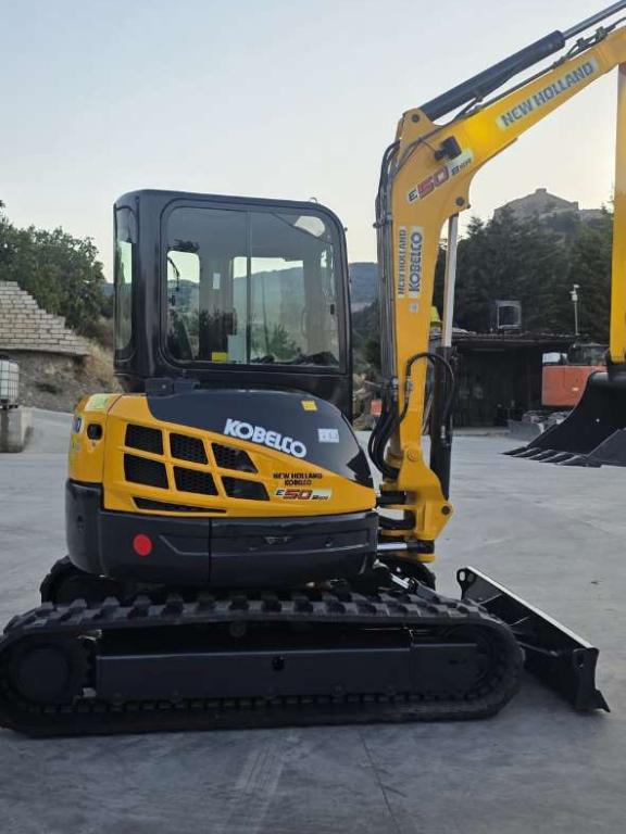 New Holland E50SR Photo 13