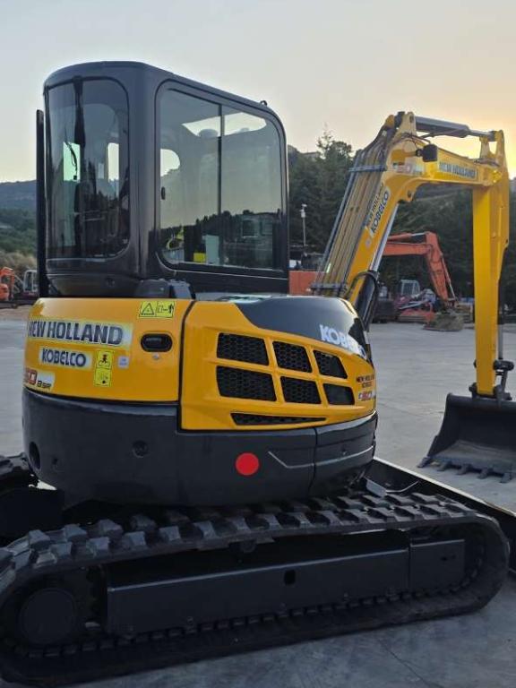 New Holland E50SR Photo 6