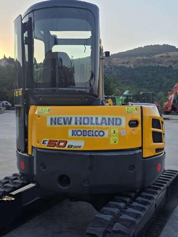 New Holland E50SR Photo 9