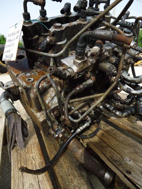 Distributeur hydraulique pour Hitachi ZAXIS 210.3 - 240 Photo 5