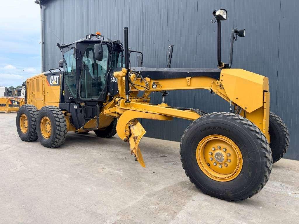 Caterpillar 140M3 Photo 2