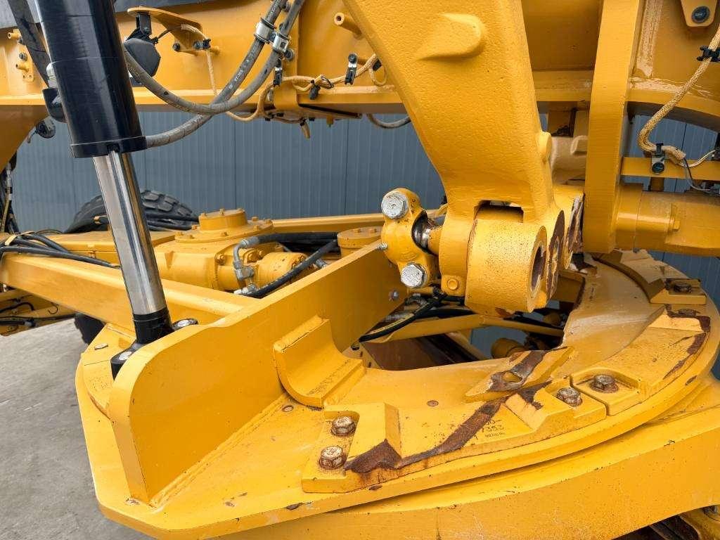 Caterpillar 140M3 Photo 23