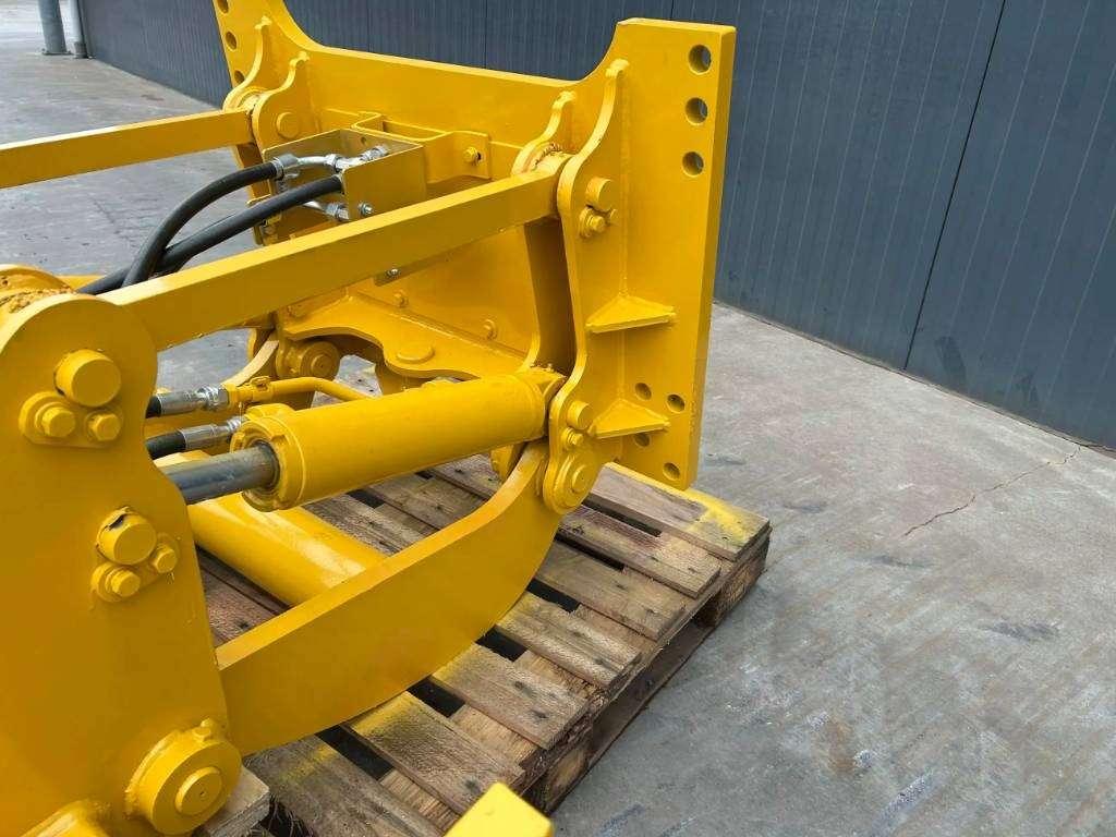 Komatsu D39 Photo 5