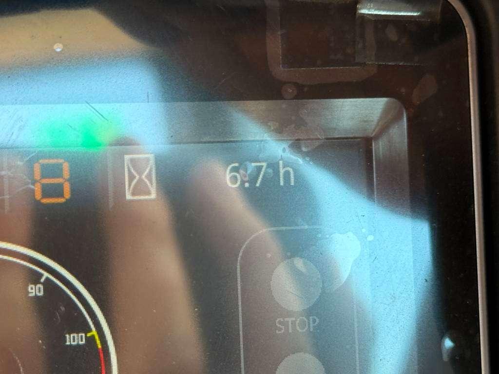 Hyundai HX60 G - BRAND NEW / Hammer Lines / Blade Photo 28