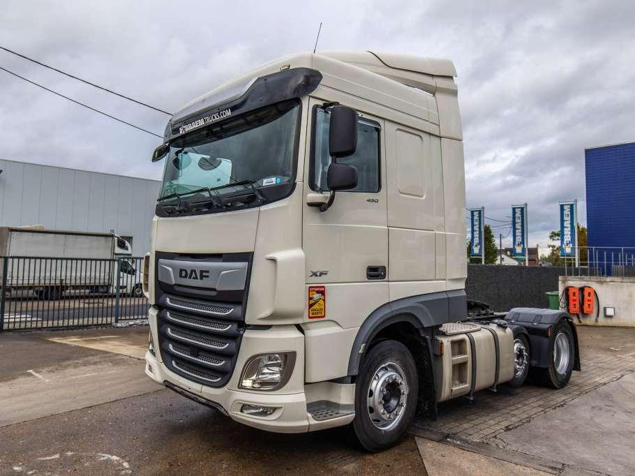 Daf XF 450-6x2 Photo 1