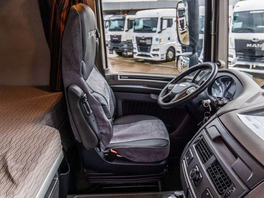 Daf XF 450-6x2 Photo 15