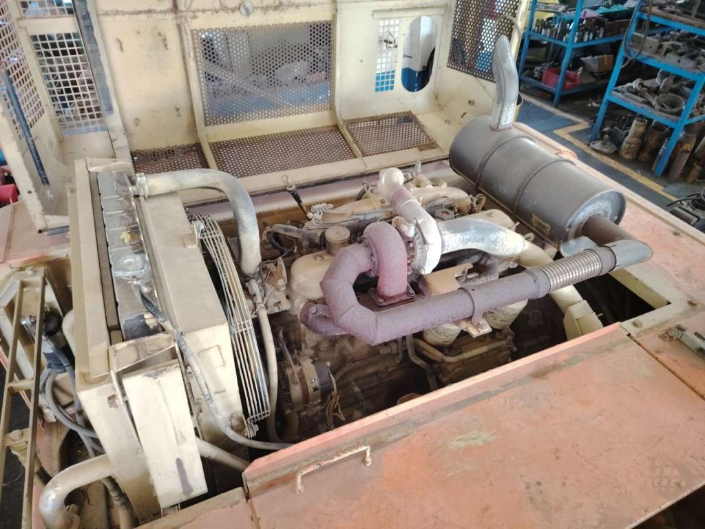 Fiat Hitachi FH200-3 Photo 13